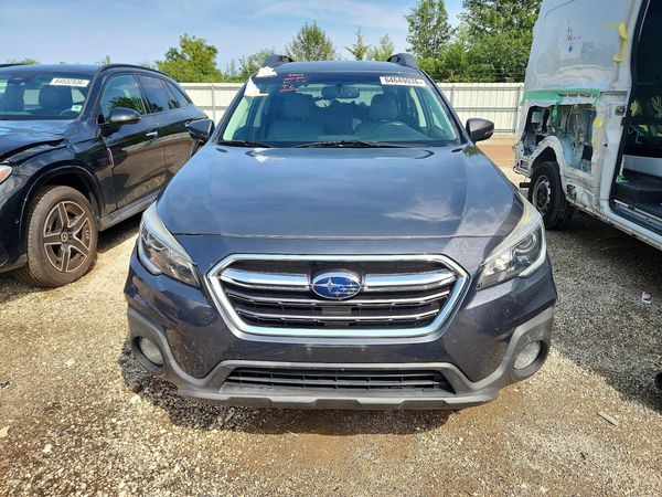 2018 SUBARU OUTBACK Limited+M/R
