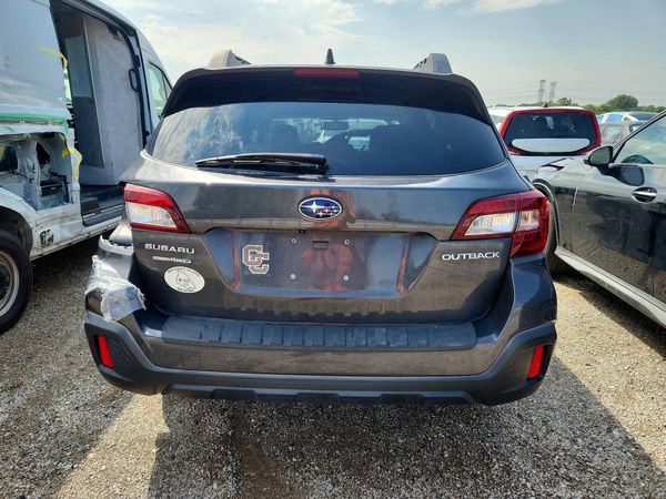 2018 SUBARU OUTBACK Limited+M/R