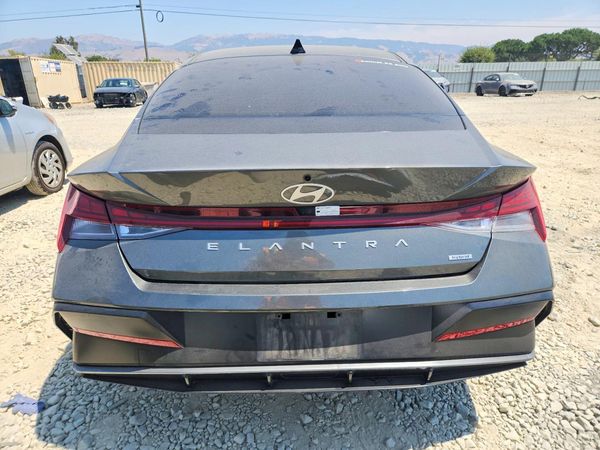 2025 HYUNDAI ELANTRA