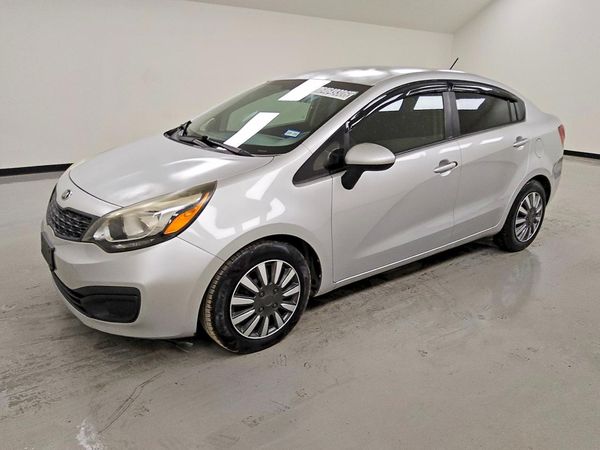 2015 KIA RIO GL - Middle-low