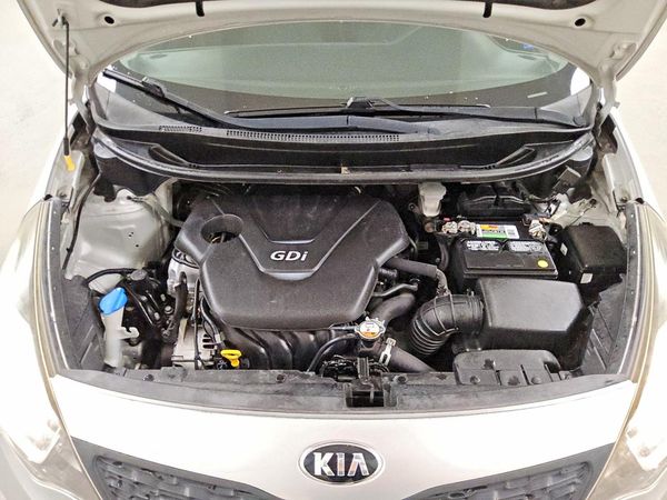 2015 KIA RIO GL - Middle-low