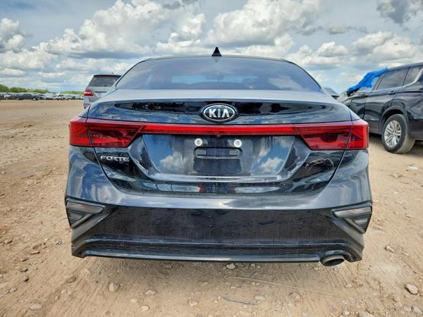 2020 KIA FORTE FE, LXS
