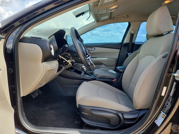 2020 KIA FORTE FE, LXS
