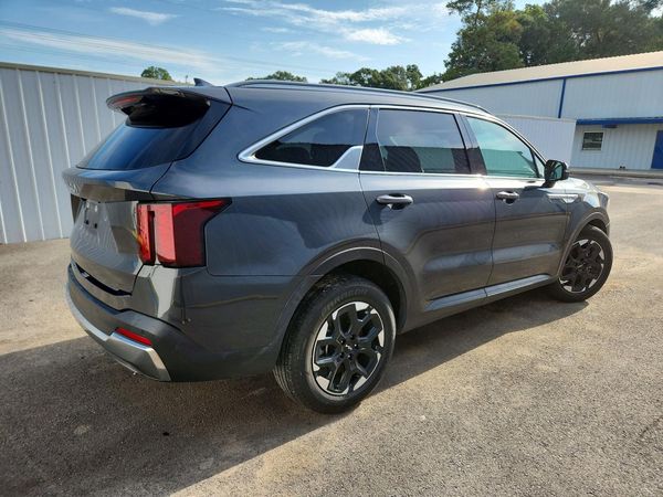 2024 KIA SORENTO S
