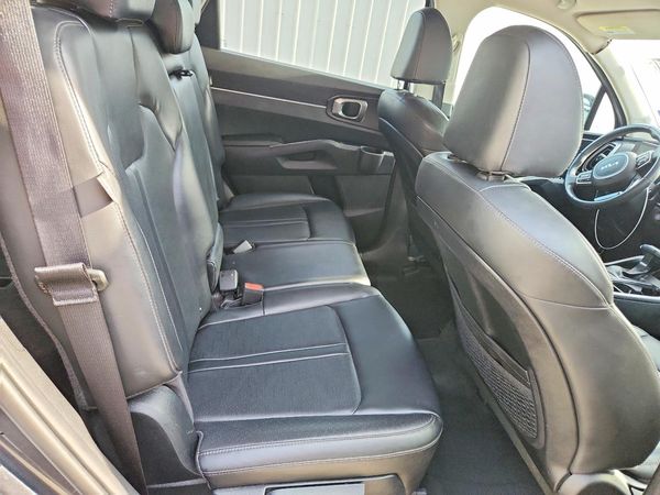 2024 KIA SORENTO S