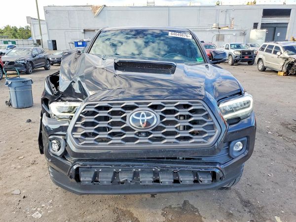 2020 TOYOTA TACOMA SR5