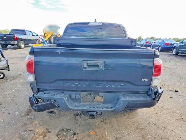 2020 TOYOTA TACOMA SR5