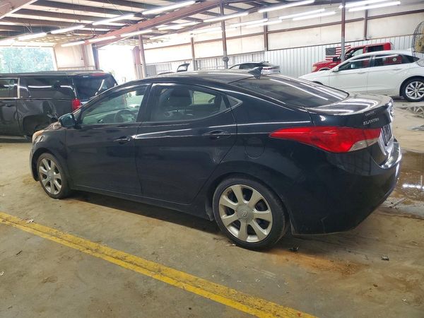 2013 HYUNDAI ELANTRA
