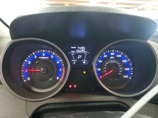 2013 HYUNDAI ELANTRA