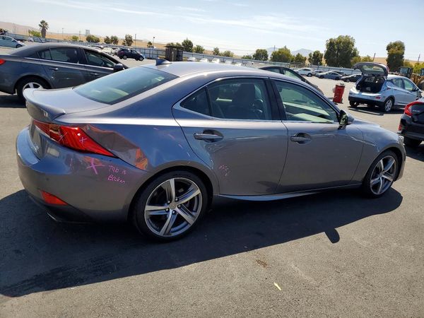 2017 LEXUS IS 200t