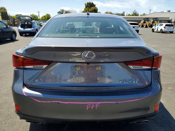 2017 LEXUS IS 200t