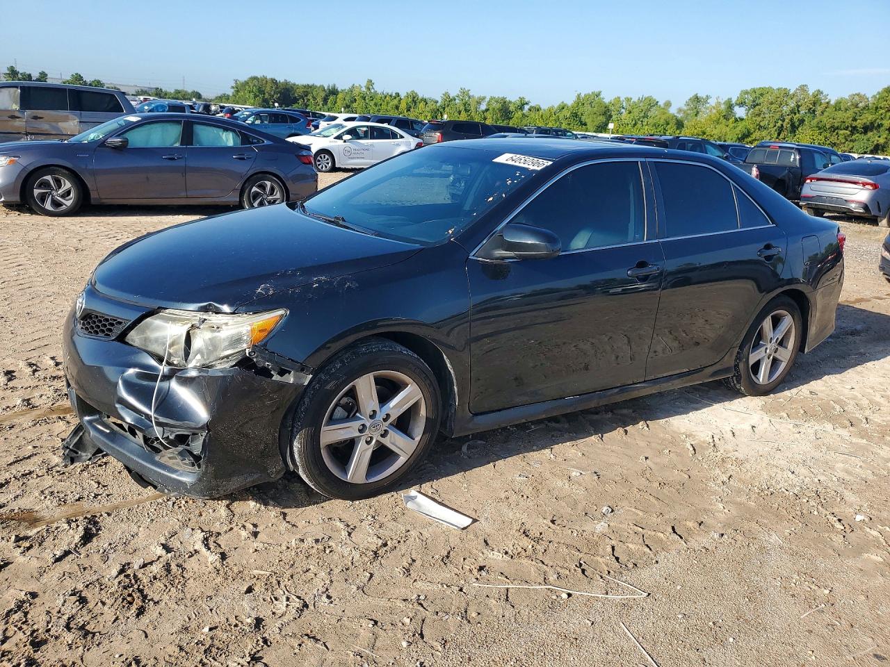 2013 TOYOTA CAMRY