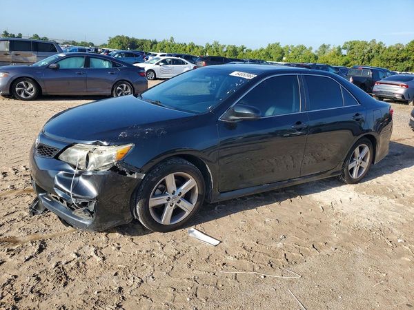 2013 TOYOTA CAMRY