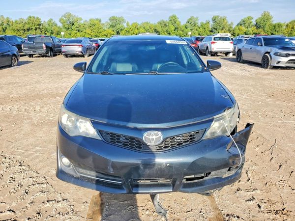 2013 TOYOTA CAMRY