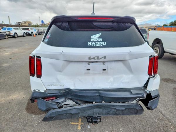 2023 KIA SORENTO