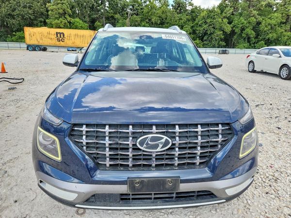 2024 HYUNDAI VENUE SEL / Limited