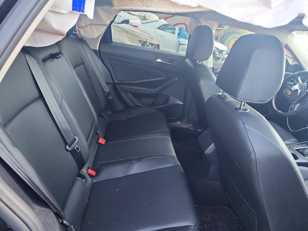 2019 VOLKSWAGEN JETTA SEL