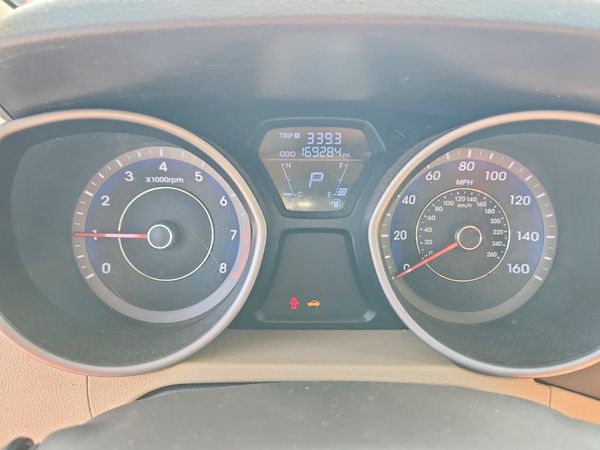 2012 HYUNDAI ELANTRA GLS(Middle grade)