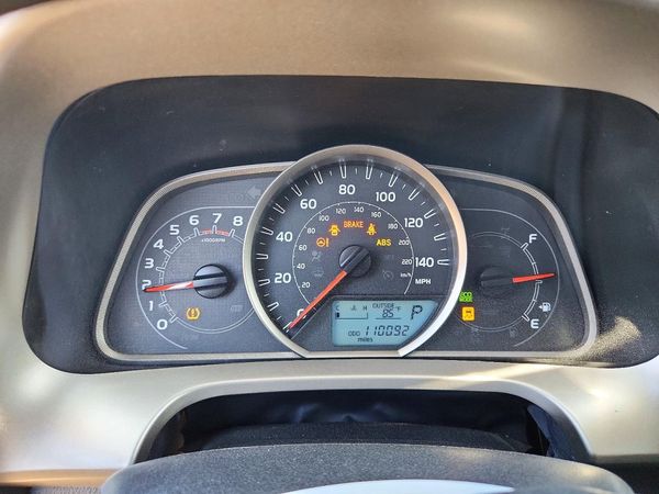 2015 TOYOTA RAV4 XLE (M Grade)