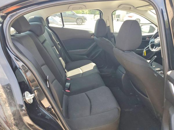 2015 MAZDA 3