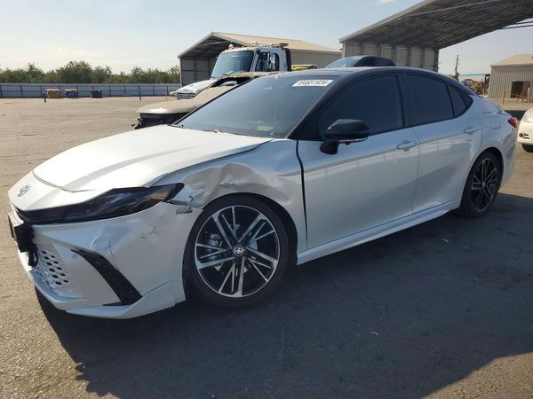 2026 TOYOTA CAMRY