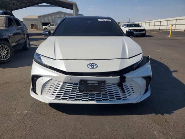2026 TOYOTA CAMRY