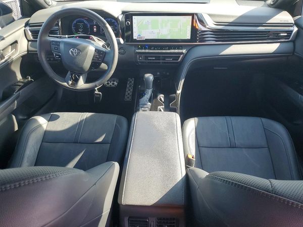 2026 TOYOTA CAMRY