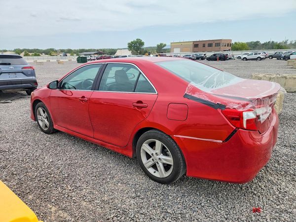2012 TOYOTA CAMRY