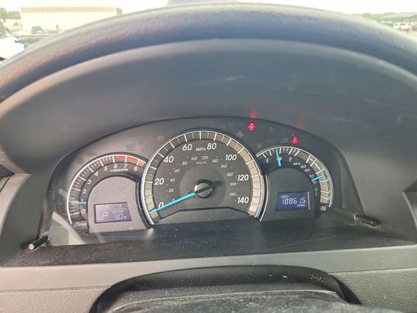 2012 TOYOTA CAMRY