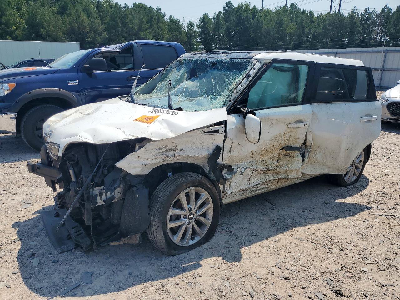 2017 KIA SOUL Plus — Front 3/4