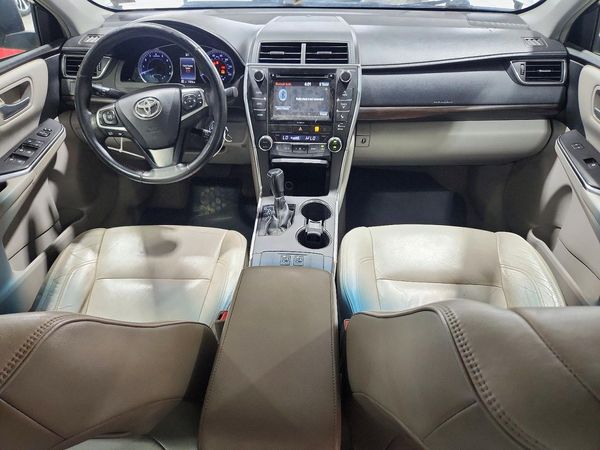 2016 TOYOTA CAMRY