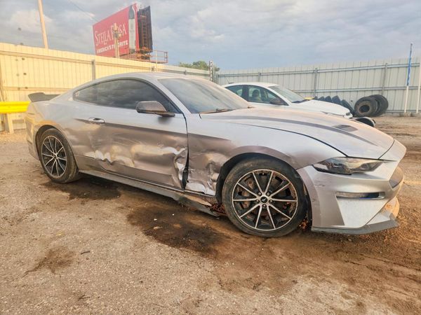 2020 FORD MUSTANG