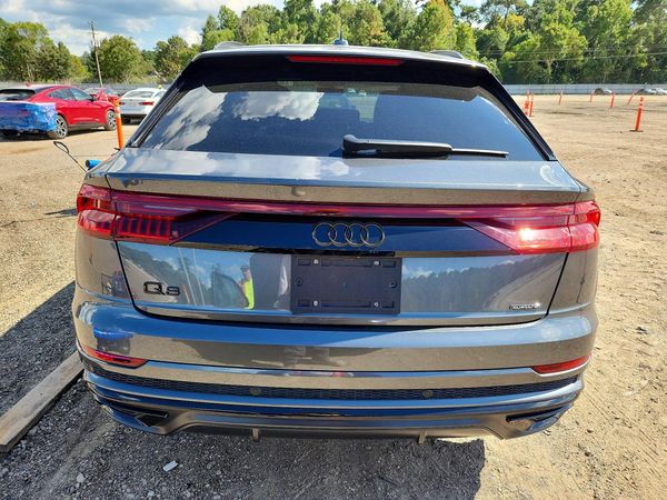 2023 AUDI Q8