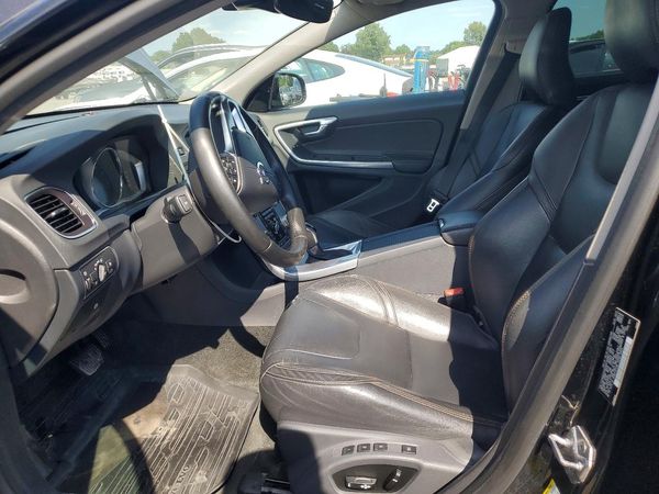2017 VOLVO V60 CROSS COUNTRY