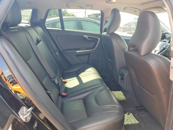 2017 VOLVO V60 CROSS COUNTRY