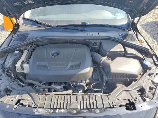 2017 VOLVO V60 CROSS COUNTRY