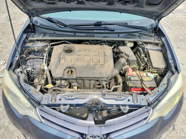2015 TOYOTA COROLLA