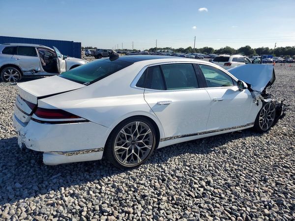 2025 GENESIS G90