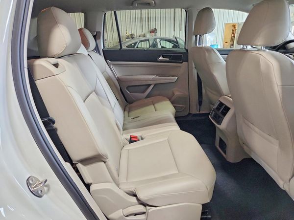 2019 VOLKSWAGEN ATLAS 4Motion SE