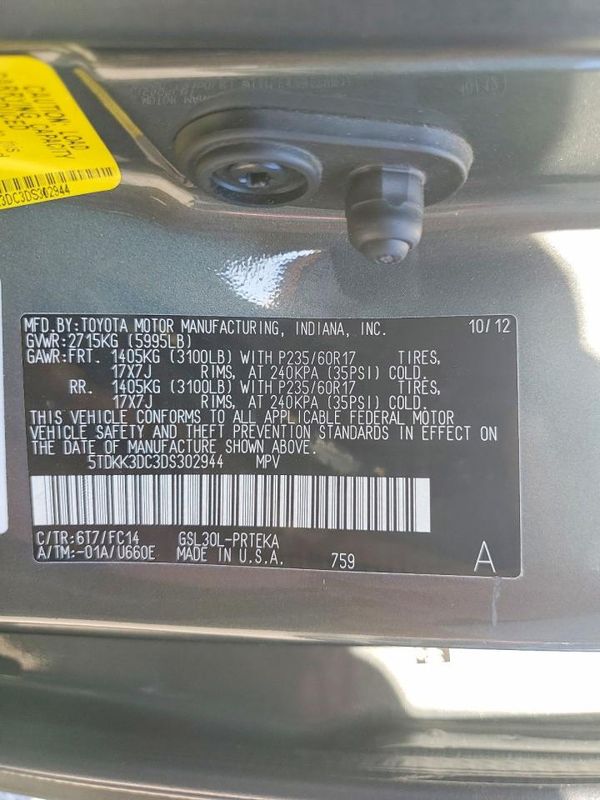 2013 TOYOTA SIENNA
