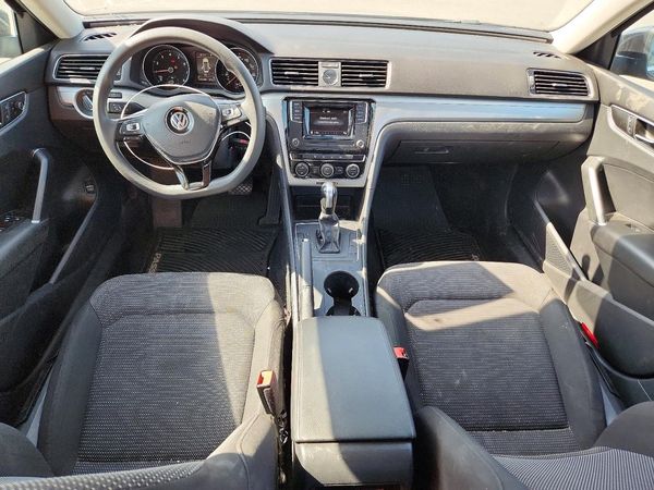 2017 VOLKSWAGEN PASSAT S