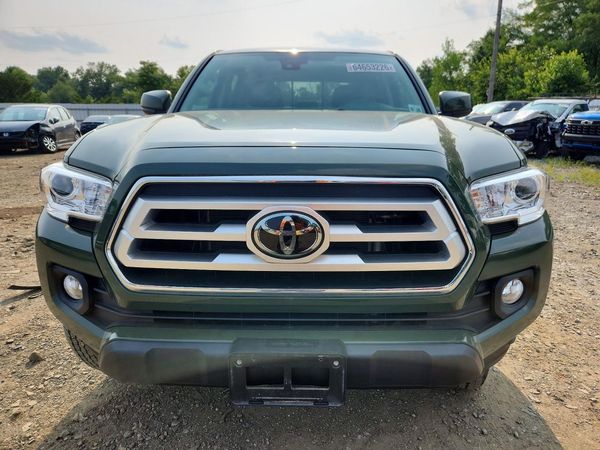 2021 TOYOTA TACOMA SR5
