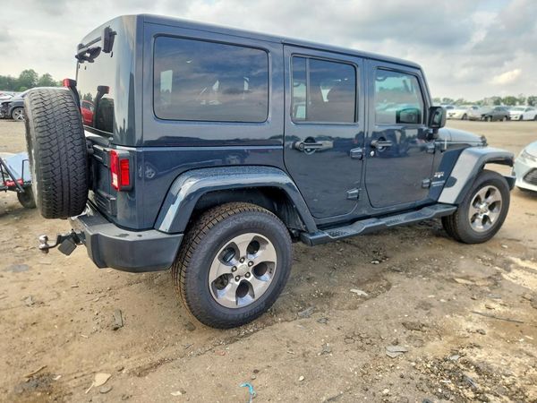 2017 JEEP WRANGLER UNLIMITED SAHARA 4X4
