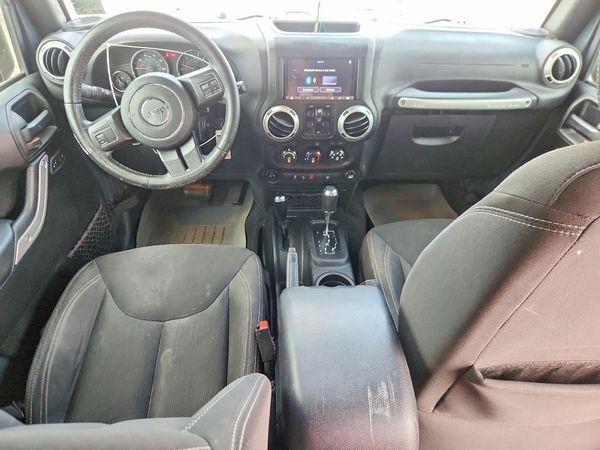 2017 JEEP WRANGLER UNLIMITED SAHARA 4X4
