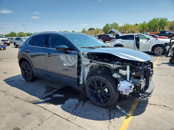 2024 MAZDA CX-30 Premium Package
