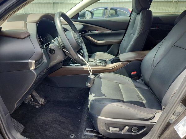 2024 MAZDA CX-30 Premium Package