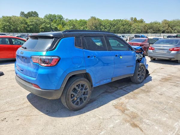 2024 JEEP COMPASS North, Latitude