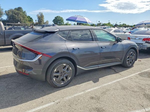 2025 KIA EV6