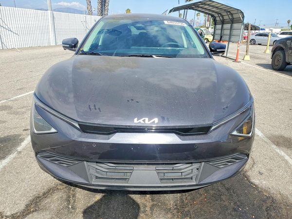 2025 KIA EV6