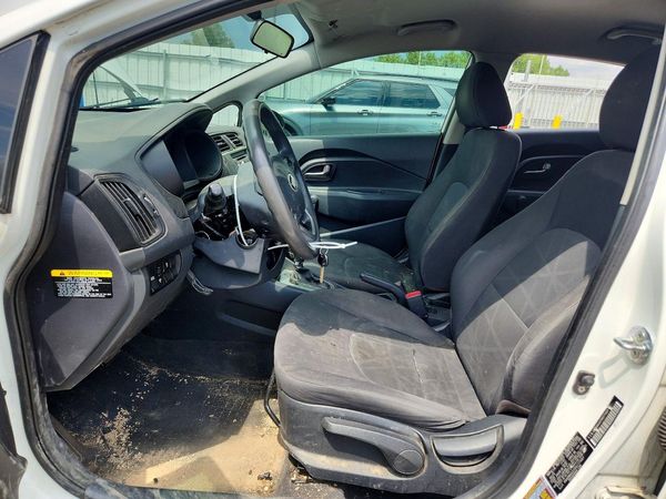 2013 KIA RIO LX